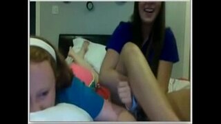 Ti fi webcam pye-Jwenn plis ti fi tankou sa a sou PYE-BOURIK-MOND lan.ML