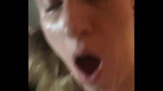 Vao maraina blowjob sy ny firaisana ara-nofo amin'ny blonde bombshell MIlF Vao maraina blowjob sy ny firaisana ara-nofo amin'ny blonde bombshell MIlF